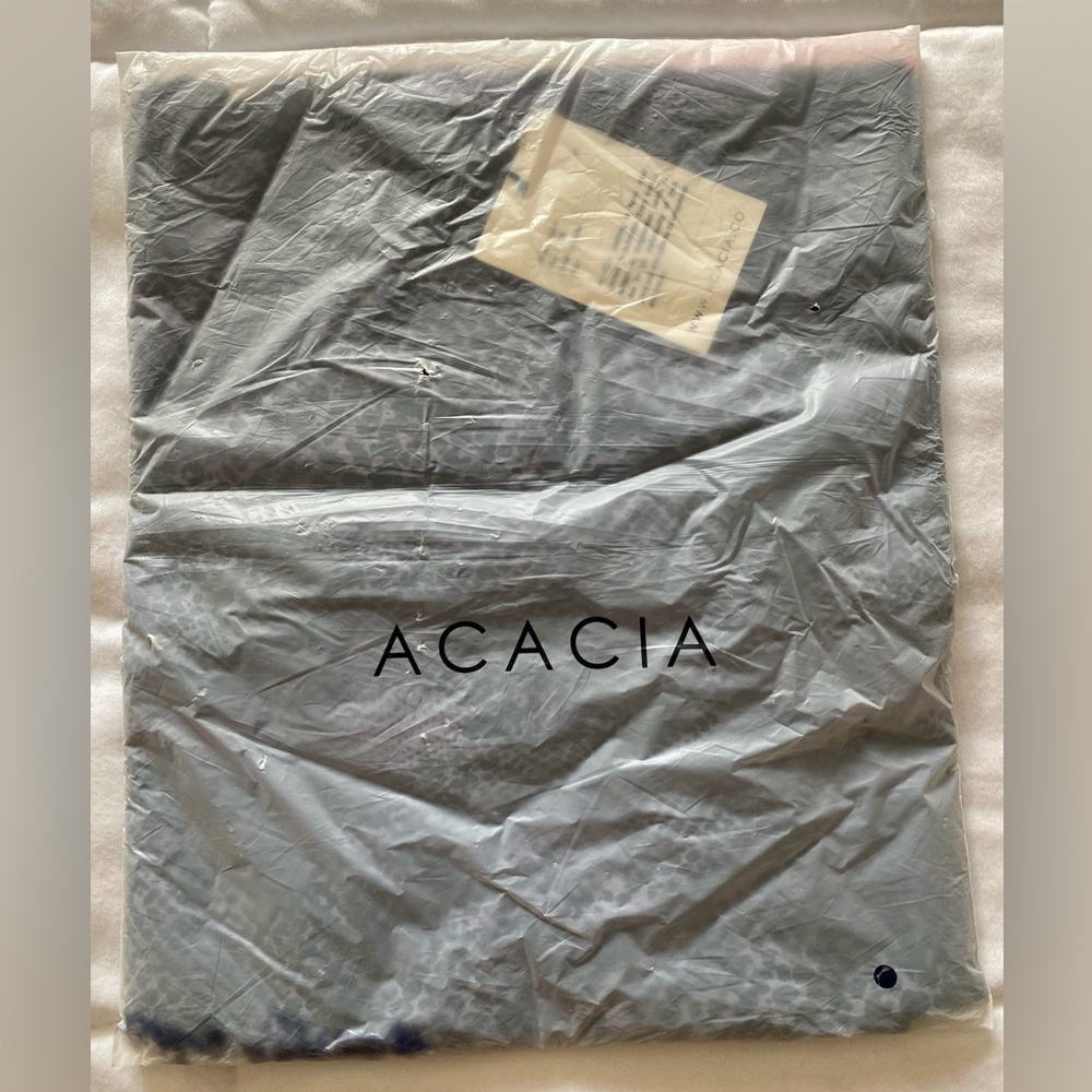 Acacia Pareo, Color Samba